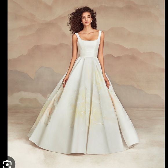 Ines de Santo Aine Dress, dry cleaned, bustled, and amazing - Picture 3 of 14